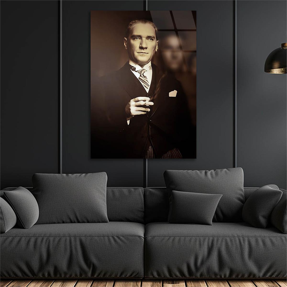 Dikey VatanTemalı Cam Tablo 270