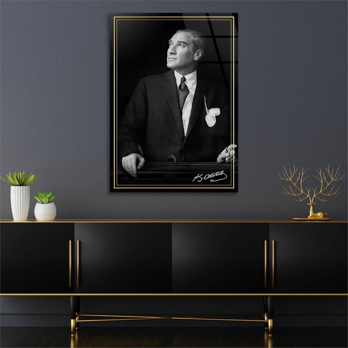 Dikey VatanTemalı Cam Tablo 253