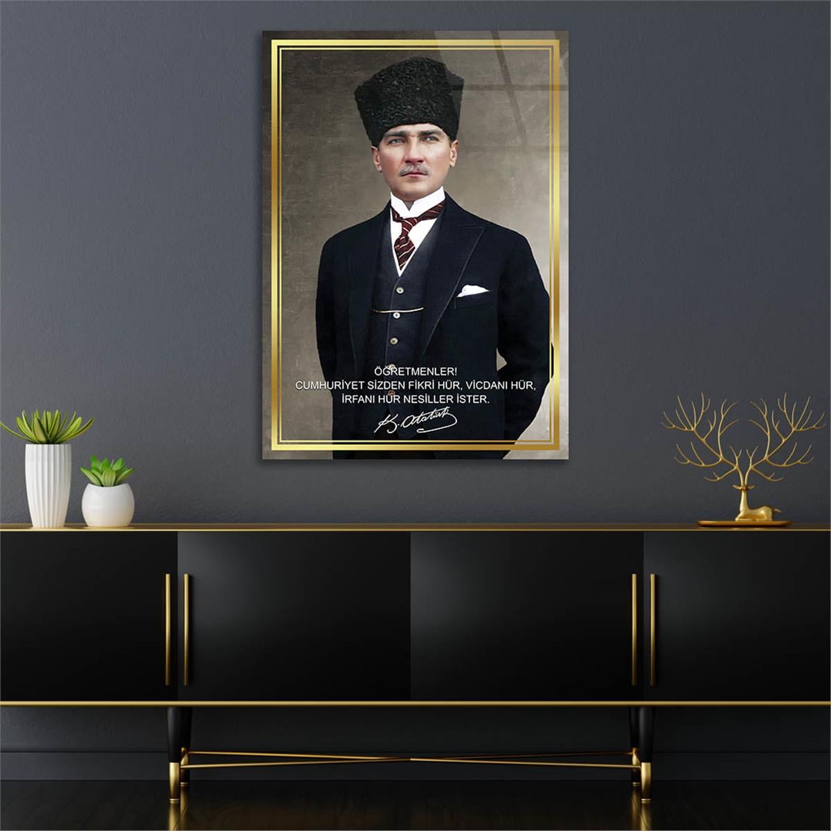 Dikey VatanTemalı Cam Tablo 210