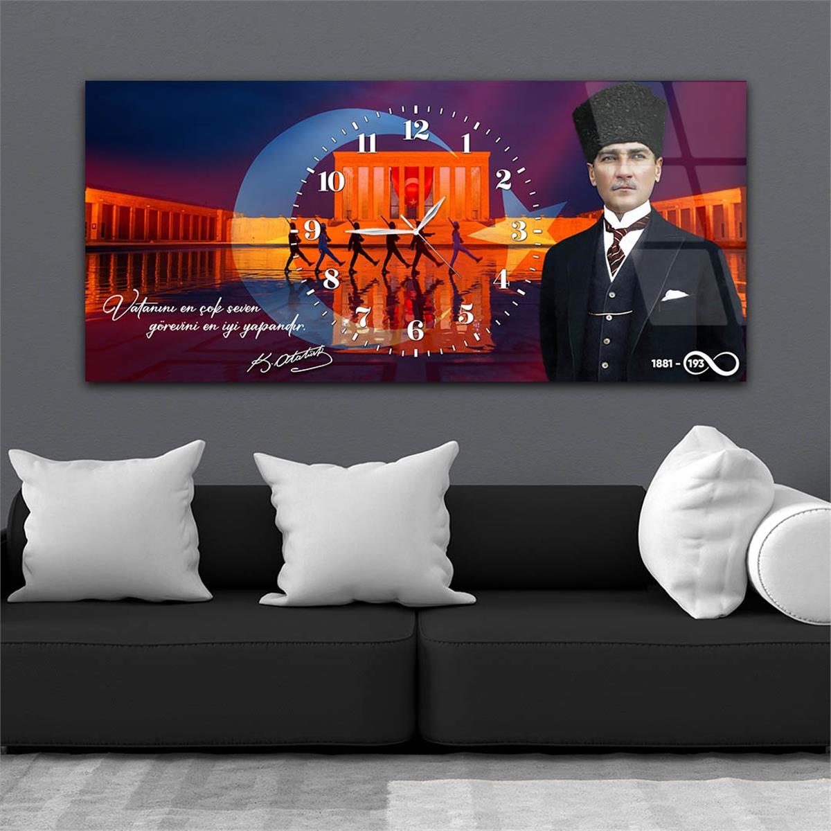 Yatay Saatli Ortadan Vatan Temalı Cam Tablo 170