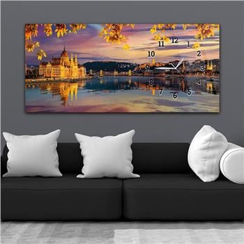 Horizontal bedrucktes Glas mit Kunst und Naturthema und einer Uhr an der Seite 142