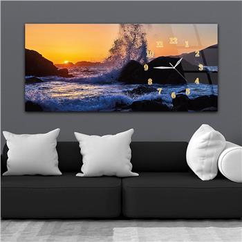 Horizontal bedrucktes Glas mit Kunst und Naturthema und einer Uhr an der Seite 121