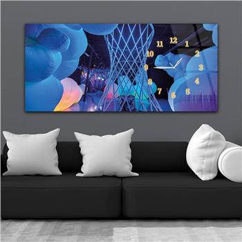 Horizontal bedrucktes Glas mit Kunst und Naturthema und einer Uhr an der Seite 122