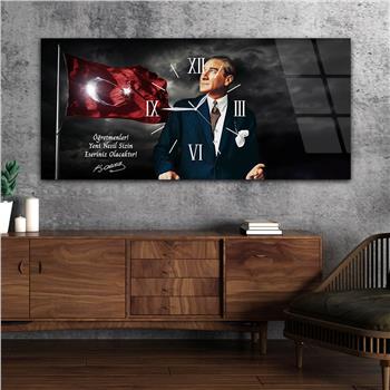 Atatürk ve Türk Bayrağı 