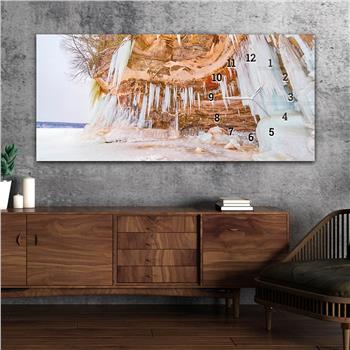 Horizontal bedrucktes Glas mit Kunst und Naturthema und einer Uhr an der Seite 125