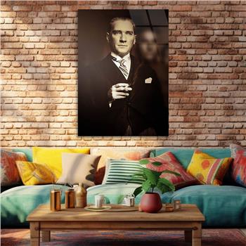 Dikey VatanTemalı Cam Tablo 270