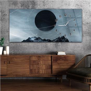 Horizontal bedrucktes Glas mit Kunst und Naturthema und einer Uhr an der Seite 165