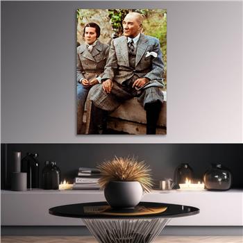 Dikey VatanTemalı Cam Tablo 138