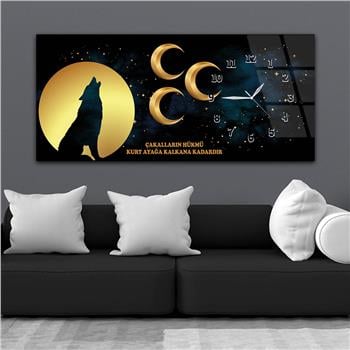 Horizontal bedrucktes Glas mit Nationenthema und einer Uhr an der Seite 020