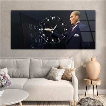 Horizontal bedrucktes Glas mit Nationenthema und einer Uhr in der Mitte 058