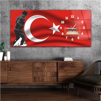 Horizontal bedrucktes Glas mit Nationenthema und einer Uhr an der Seite 016