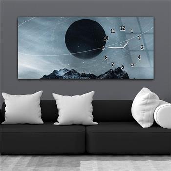 Horizontal bedrucktes Glas mit Kunst und Naturthema und einer Uhr an der Seite 165