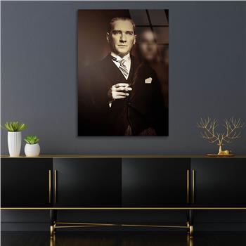 Dikey VatanTemalı Cam Tablo 270