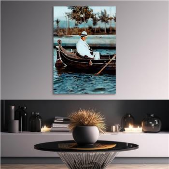 Dikey VatanTemalı Cam Tablo 145