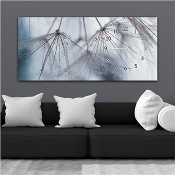 Horizontal bedrucktes Glas mit Kunst und Naturthema und einer Uhr an der Seite 117