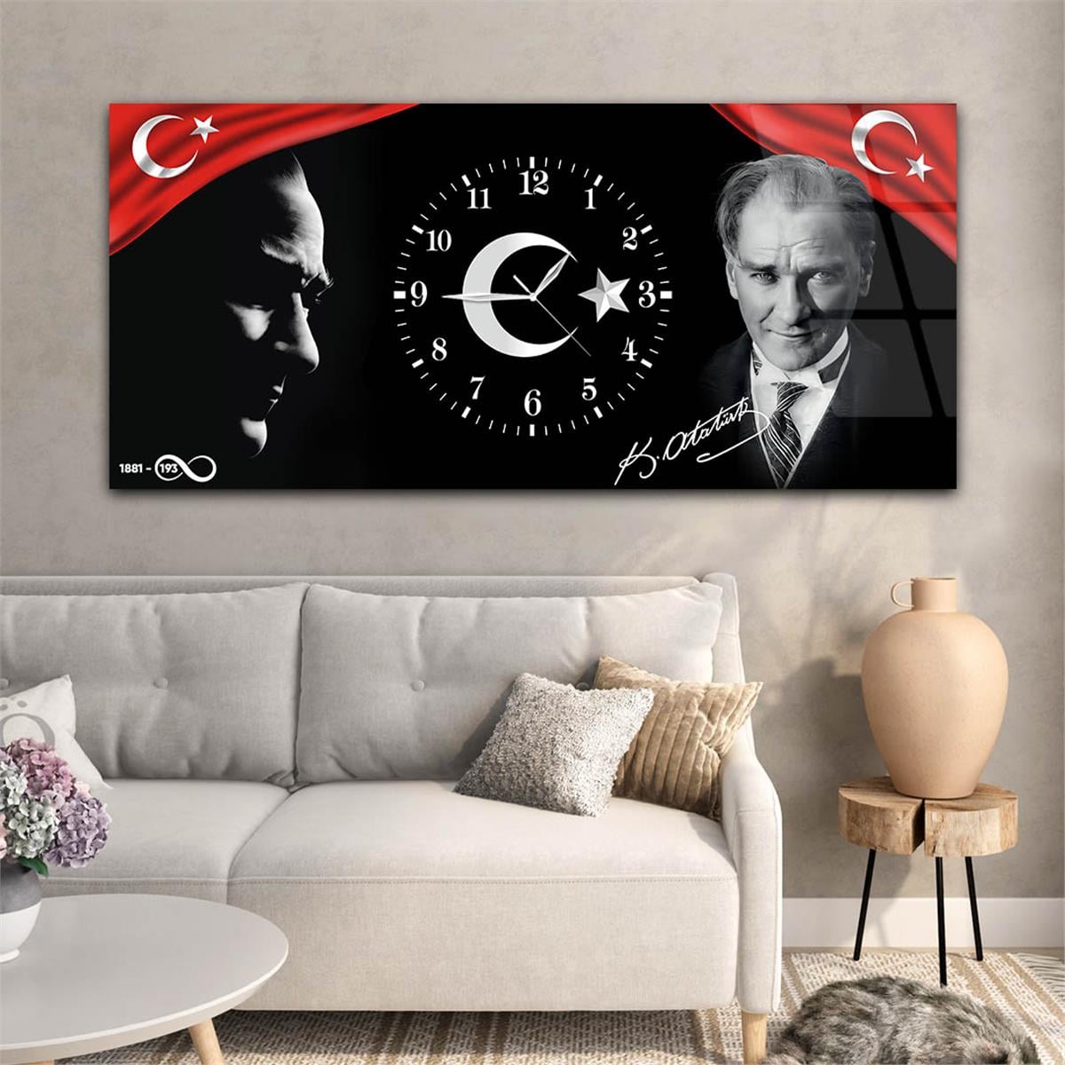 Yatay Saatli Ortadan Vatan Temalı Cam Tablo 166