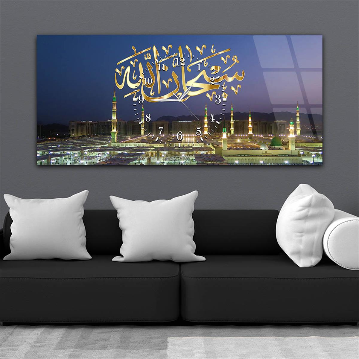 Horizontaal, in Het Midden Voorzien Van Een Klok, Religieus Thema Gehard Glasschilderij 052