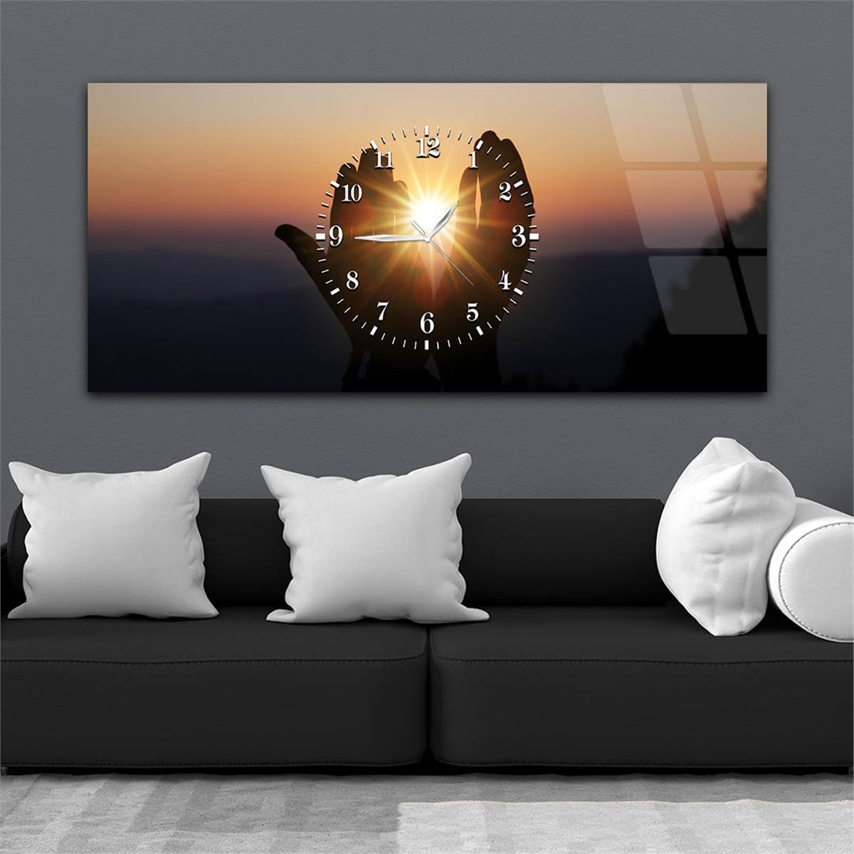 Horizontaal, in Het Midden Voorzien Van Een Klok, Religieus Thema Gehard Glasschilderij 033