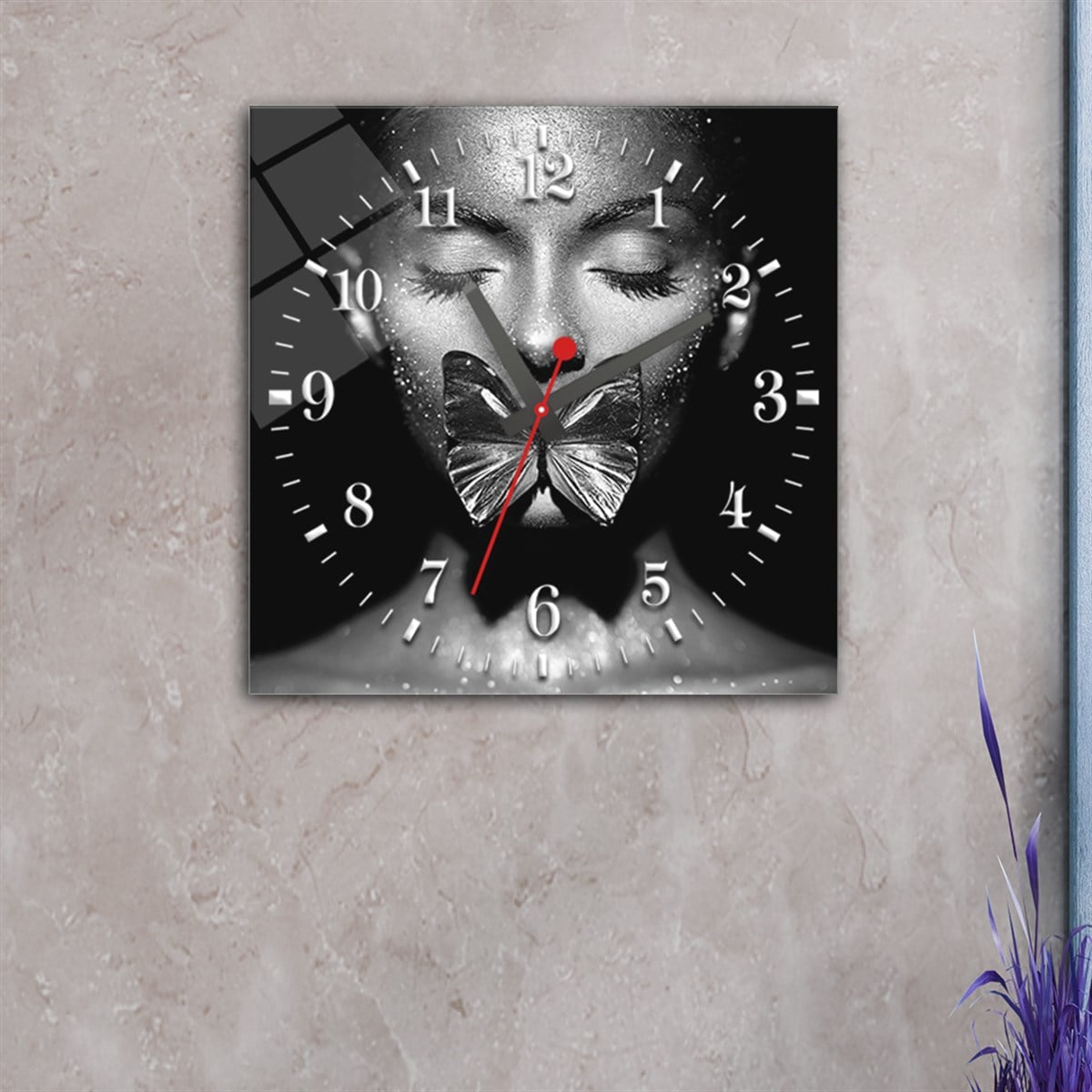 نماذج ساعات زجاجية