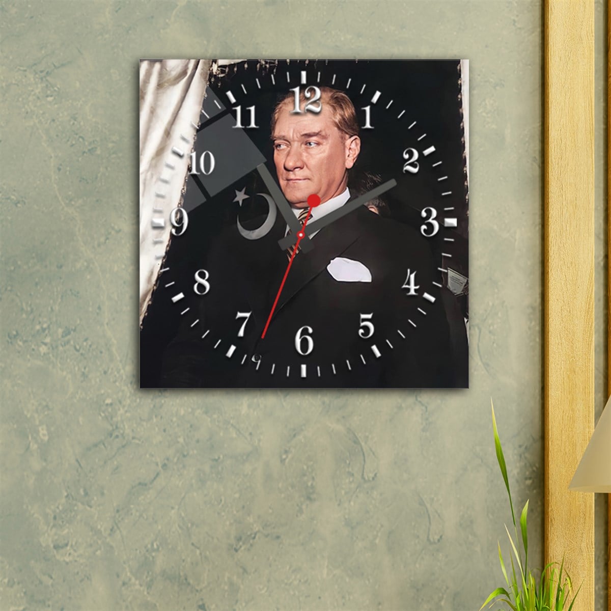 Tempered Glass Wall Clock