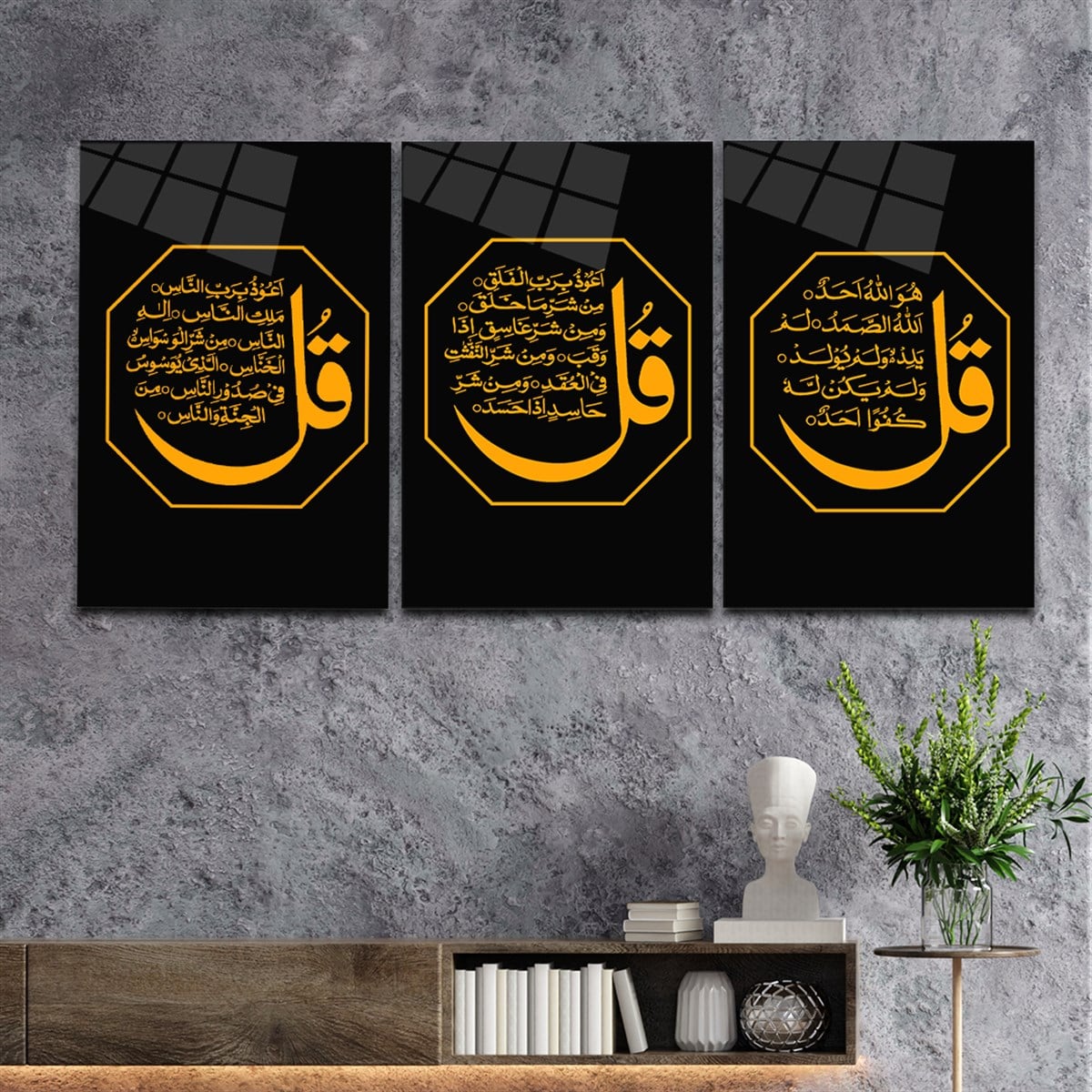 Ensemble de 3 pièces sur le thème religieux