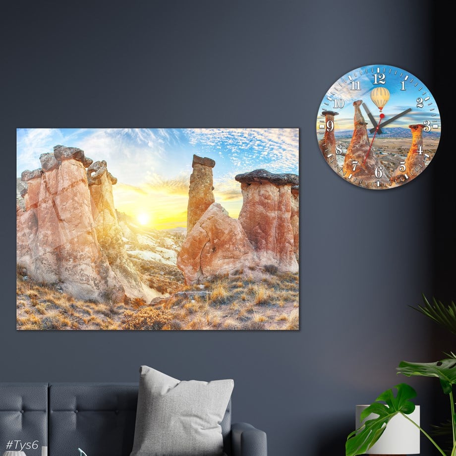 Tempered Glasss Wall Arts Art-Themed Set with Round Clock