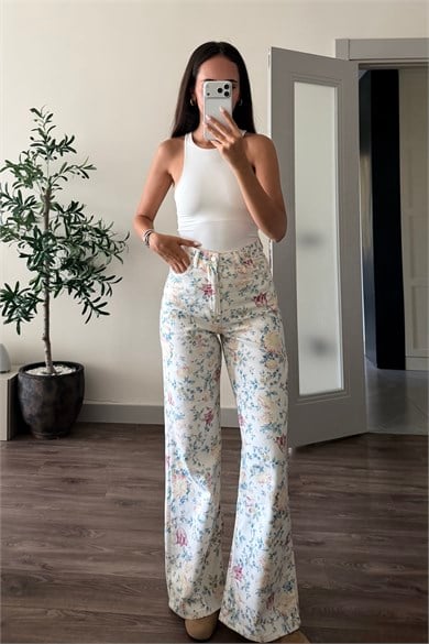Çiçek Baskılı Straight Jean - Kadın Jean Modelleri - Nazliye Moda | Kadın Giyim Modası