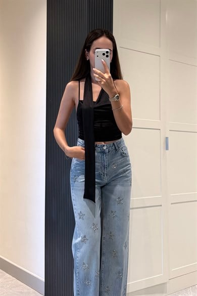 Siyah Fular Detay Bluz - Kadın Bluz Modelleri - Nazliye Moda | Kadın Giyim Modası