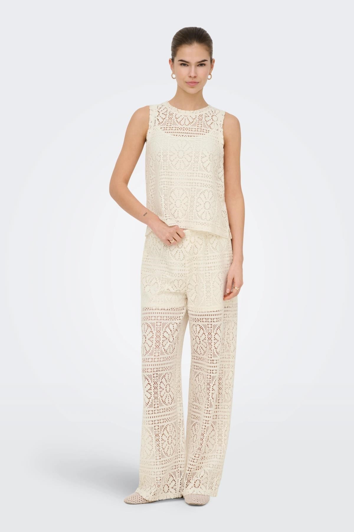 Only ONLLIAN Lace Kadın Pantolon Geniş Paça Dantel Detaylı Şık Günlük 