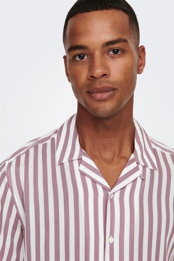 ONLY & SONS ONSWAYNE LIFE SS VISCOSE SHIRT NOOS 22013267 BORDO