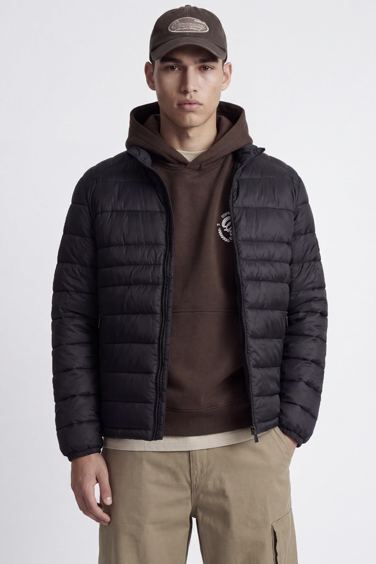 Jack & Jones JJEKINGSLEY Erkek Hafif Şişme Mont Dik Yaka Günlük Rahat 