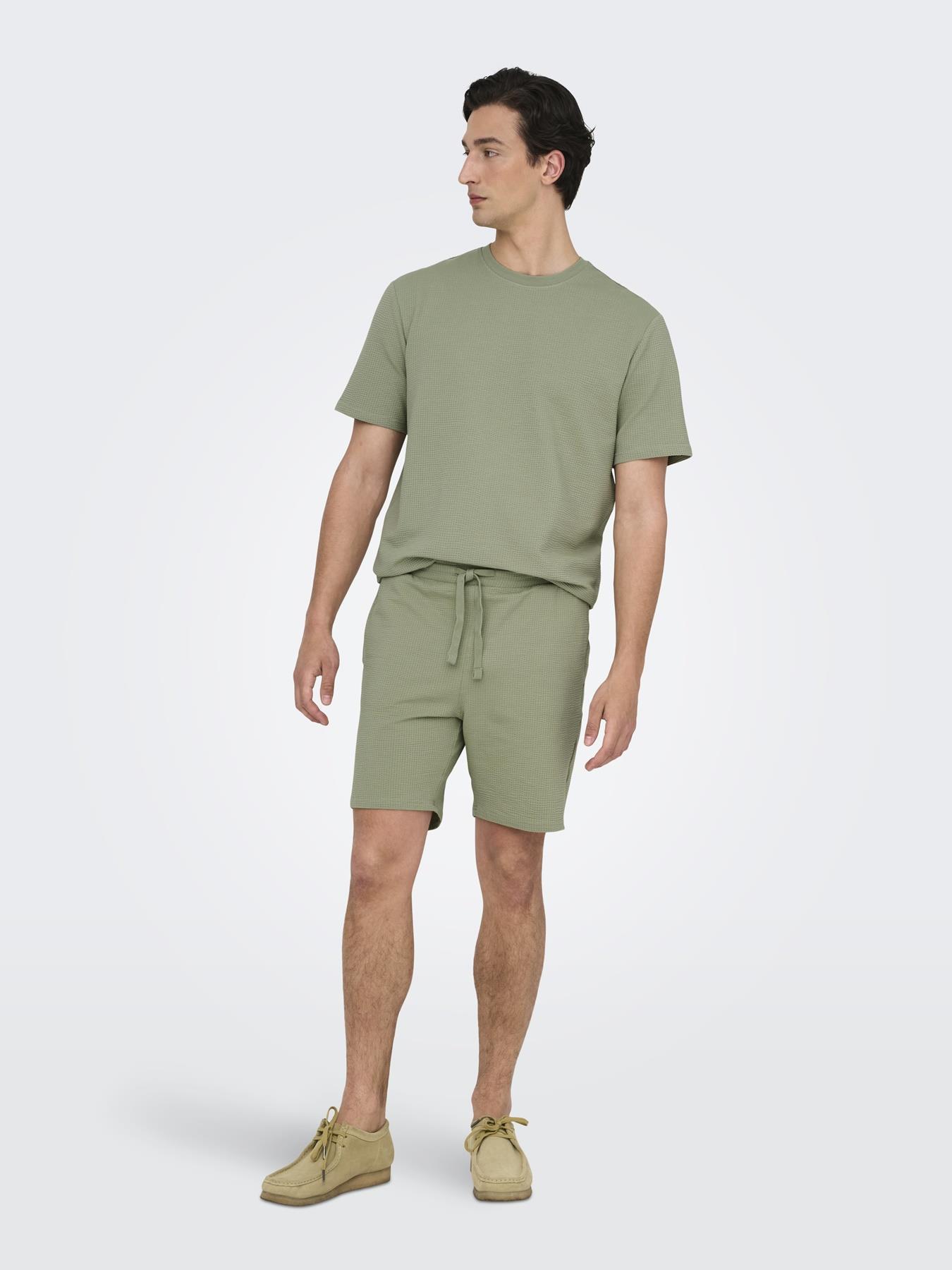 ONLY & SONS Erkek Seersucker Kumaş Rahat Kesim Şort - Açık Yeşil