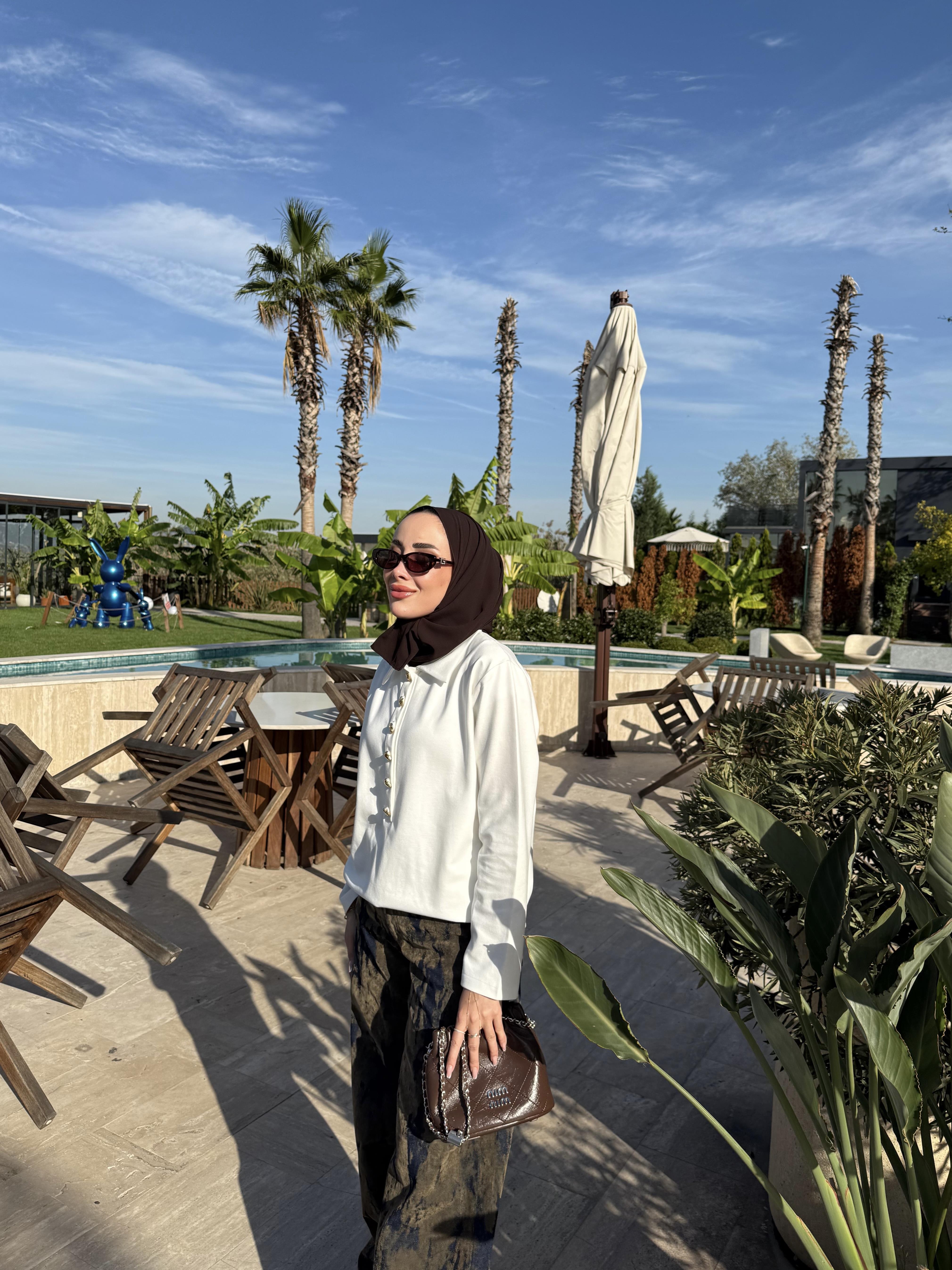 Çelik Örme Kalp Düğmeli Sweatshirt  Beyaz 