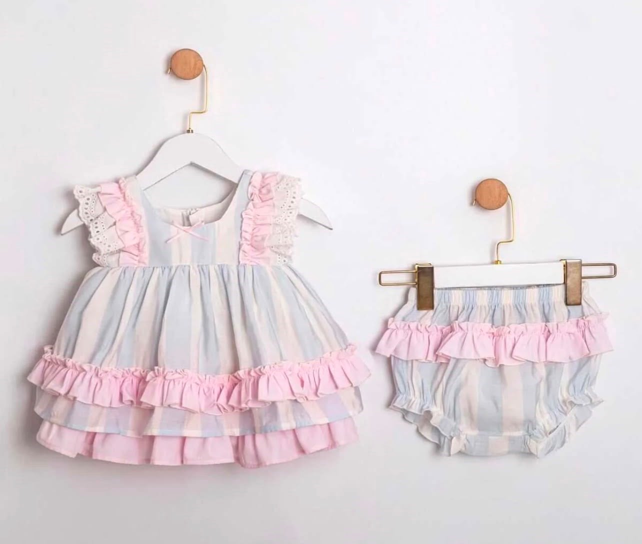 FİSTO VE FIRFIR DETAYLI KIZ BEBEK 2'Lİ ELBİSE TAKIM 