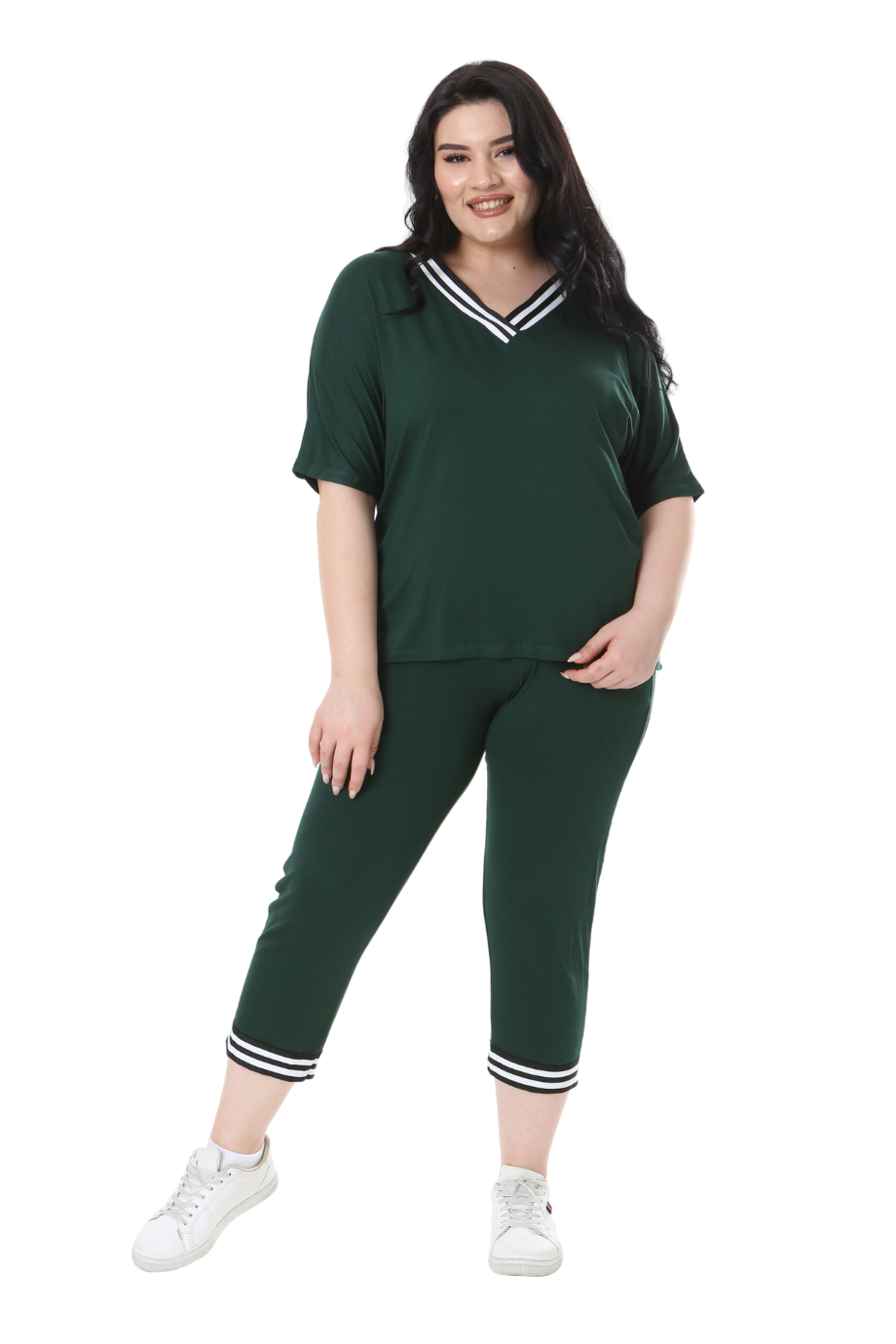 Melsay Butik Zümrüt Yeşil V Yaka Şerit Detaylı Kısa Kollu Beli Lastikli Kapri Takım