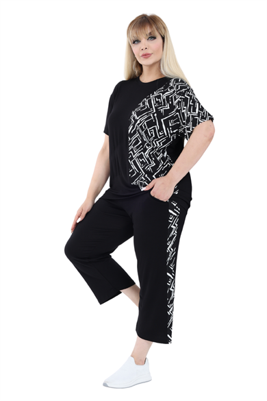 Melsay Butik Siyah Kısa Kol Yarım Zigzag Garnili Viskon Kapri Takım