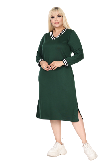 Melsay Butik Zümrüt Yeşili Yakası Şeritli V Yaka Uzun Kol İki İplik Elbise