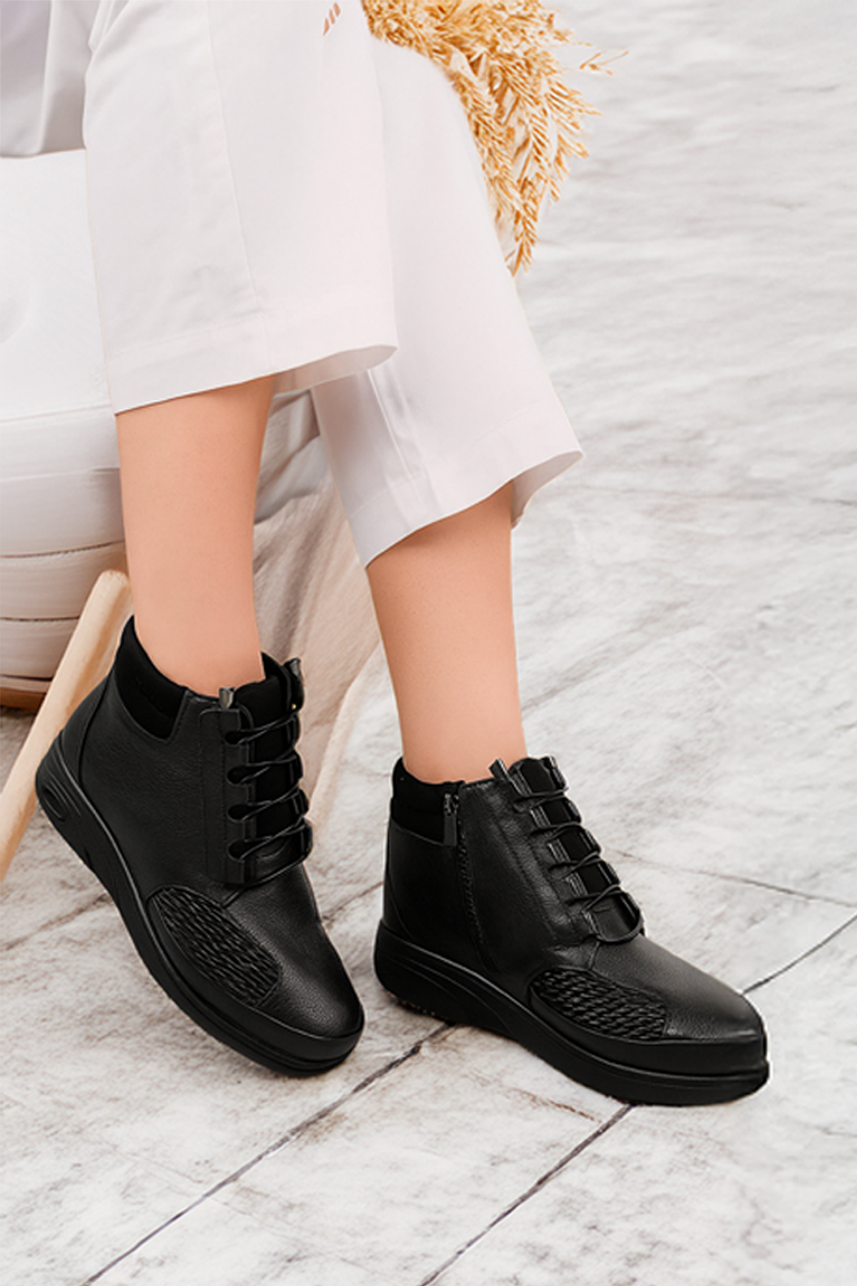 Ortobella Hakiki Deri Comfort Kadın Halluks Valgus Bot OB823700