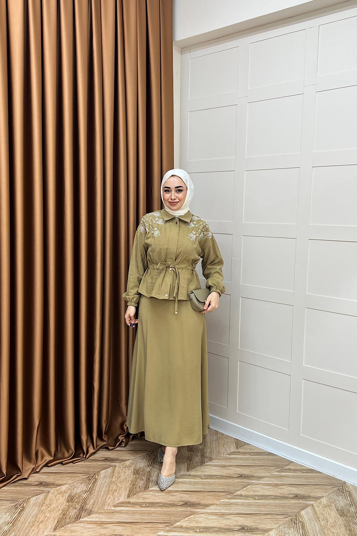 Laura Taş İşlemeli Etek Takım Yağ Yeşili