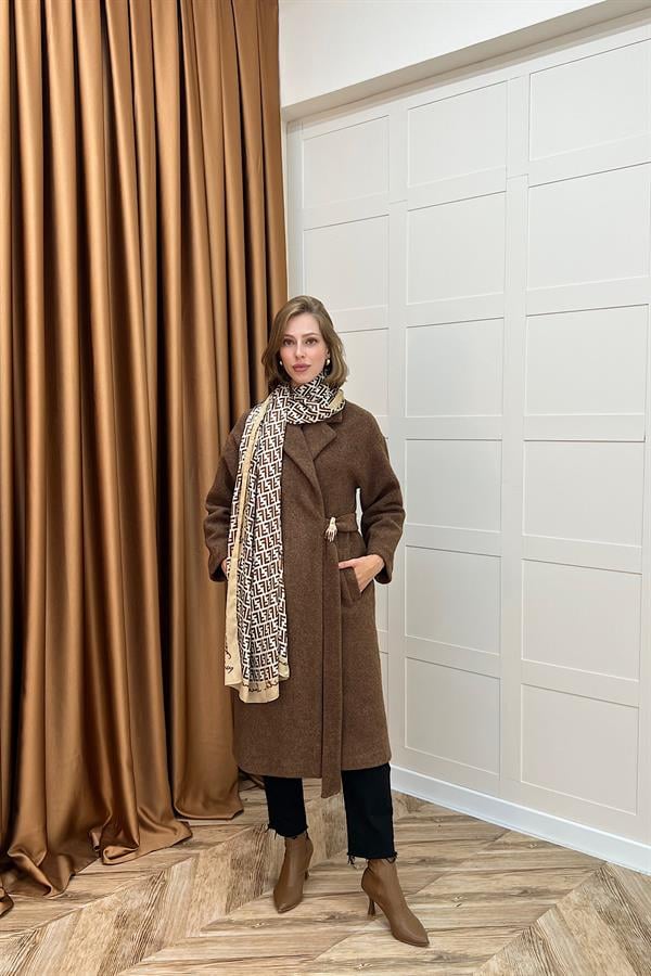 Yaren Premium Kumaş Broş Detay Kaban Kahverengi