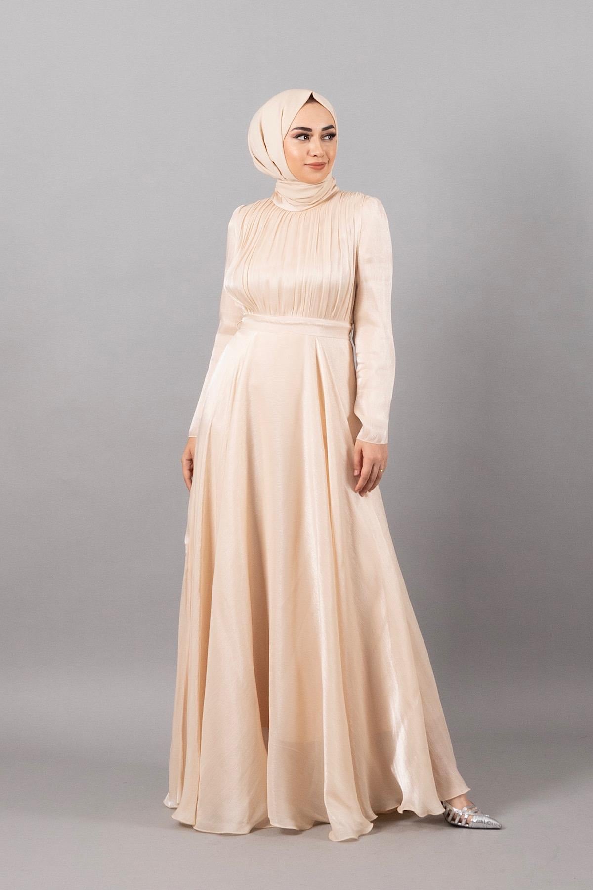 Diva Göğsü Pileli Abiye Taş