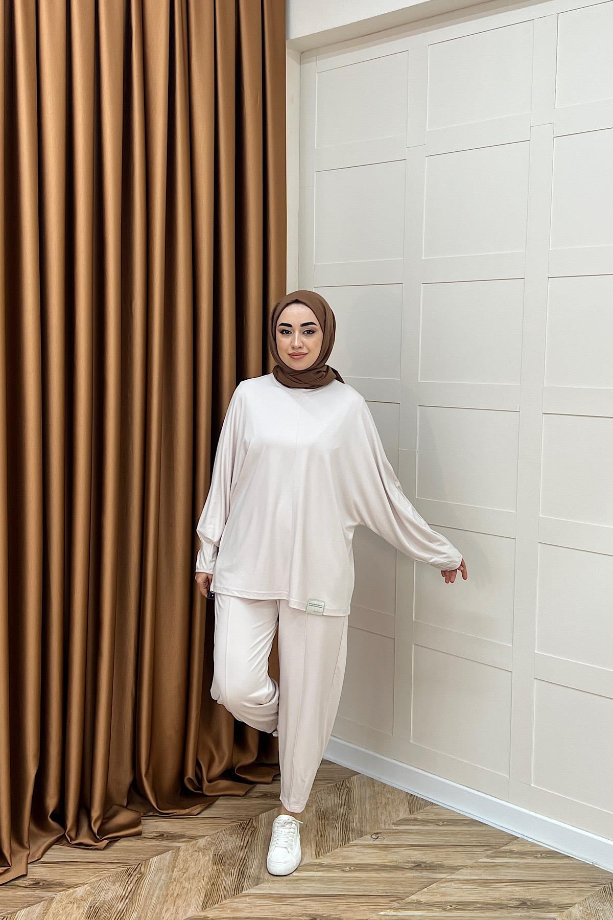 Ela İkili Takım Krem