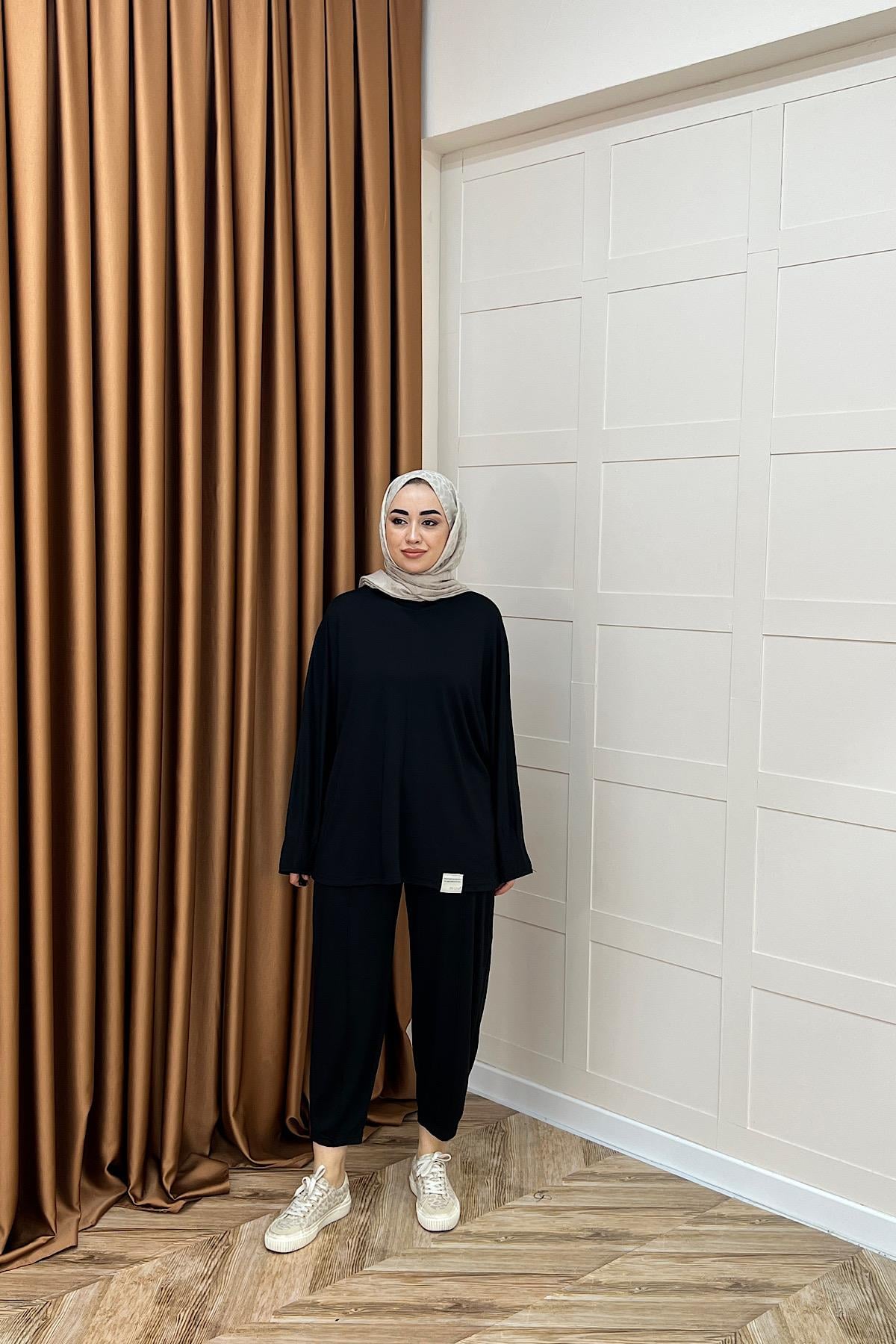 Ela İkili Takım Siyah