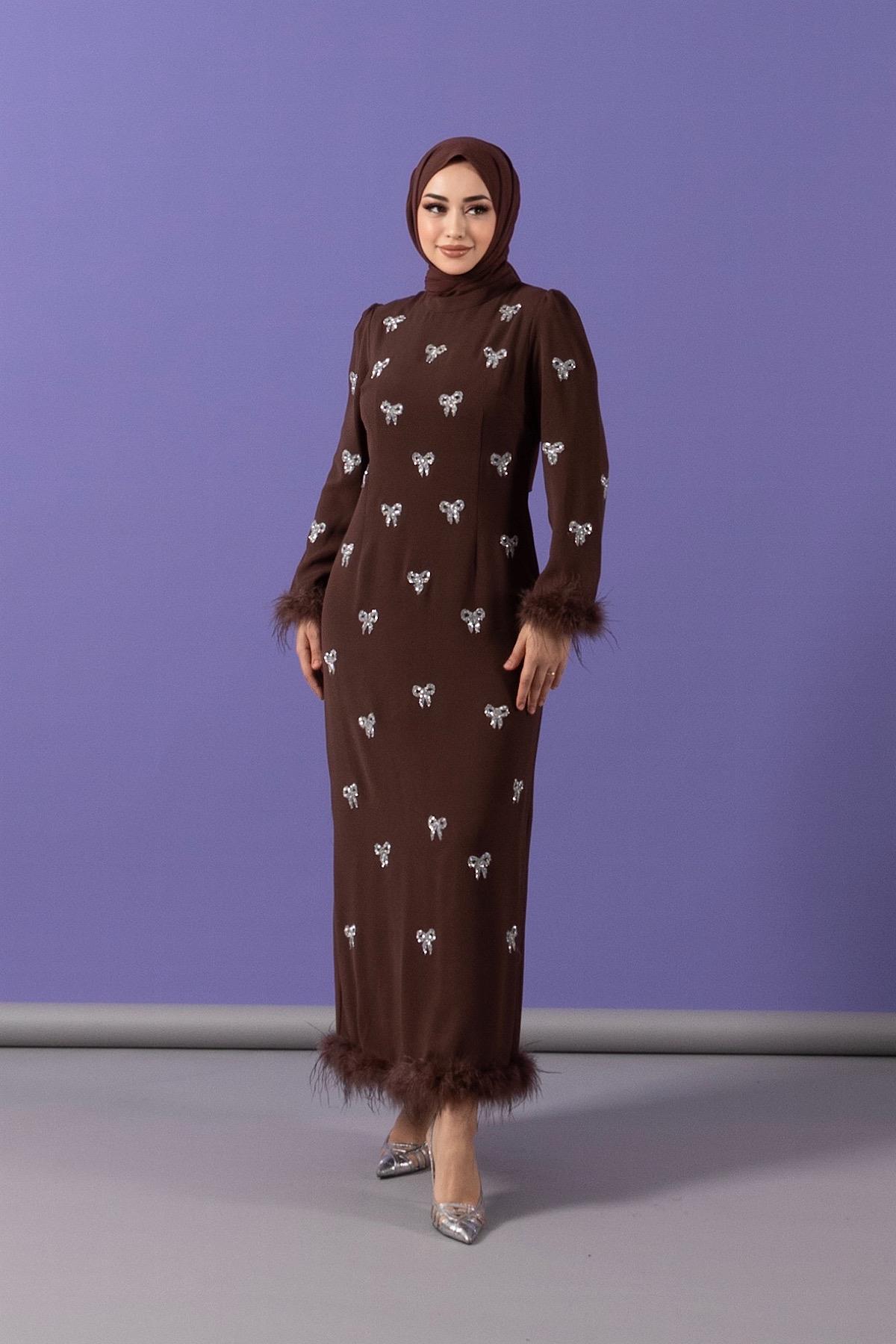 Kolları Tüy Detay Taş İşlemeli Abiye Kahverengi