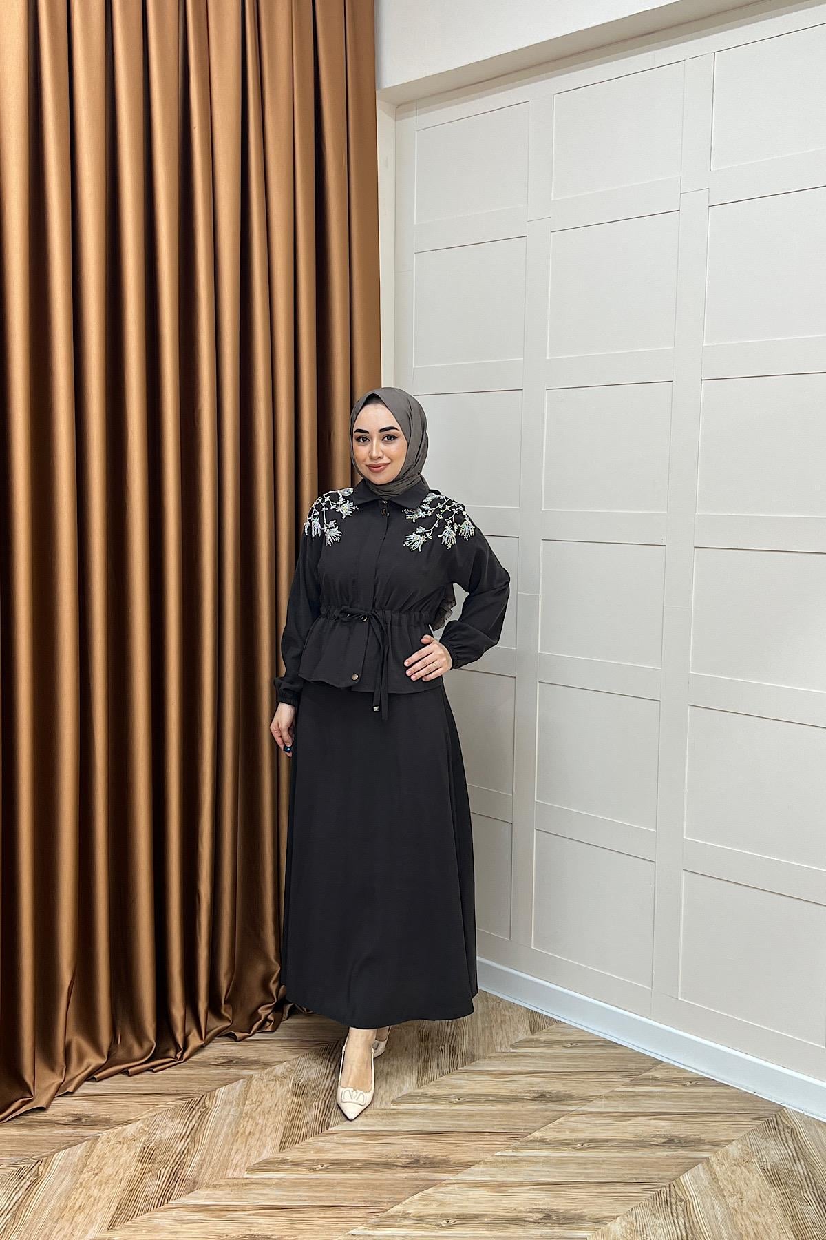 Laura Taş İşlemeli Etek Takım Kahverengi