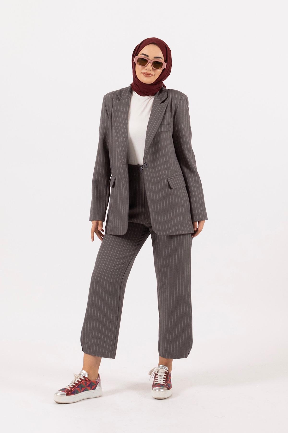 Paça Detay Çizgili Takım Antrasit
