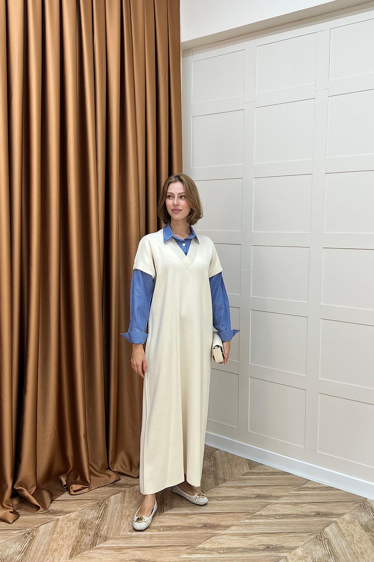 Samira Gömlek Detaylı Triko Elbise Krem