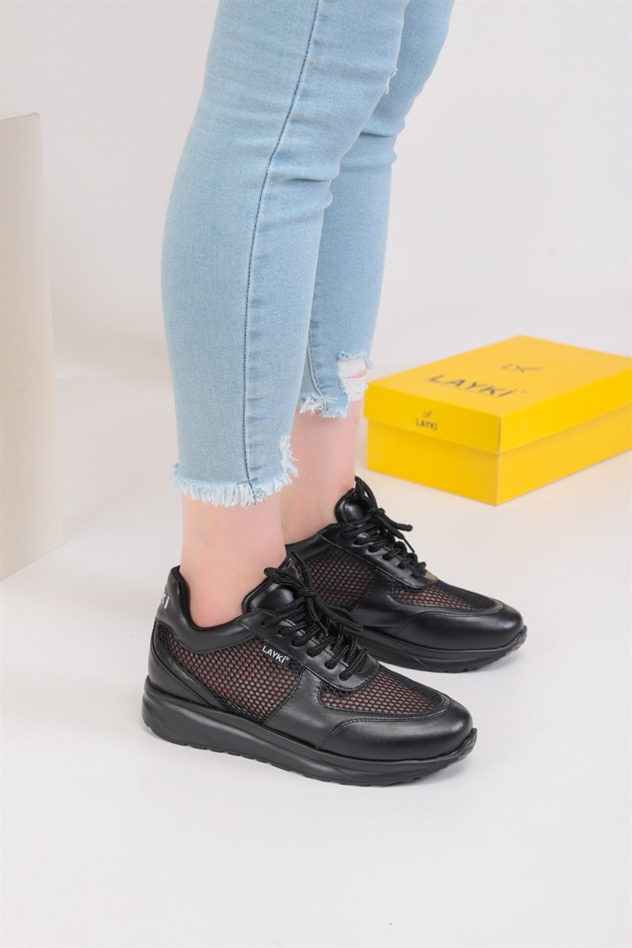 Violet Siyah Renkli Kadın Sneaker