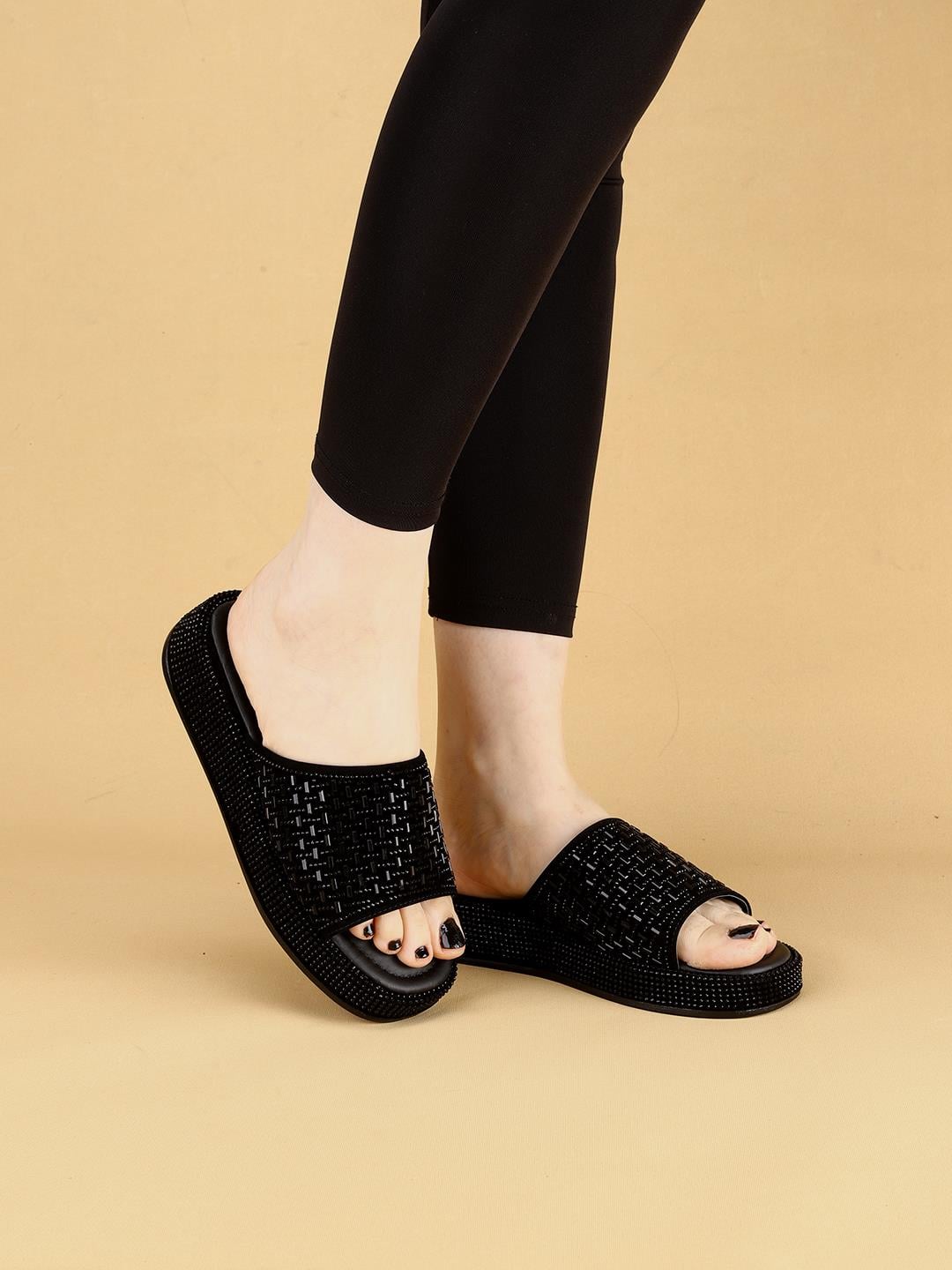 LAYKLY Taş Detaylı Parlak Yazlık Model  Platform Kadın SiyahTerlik 