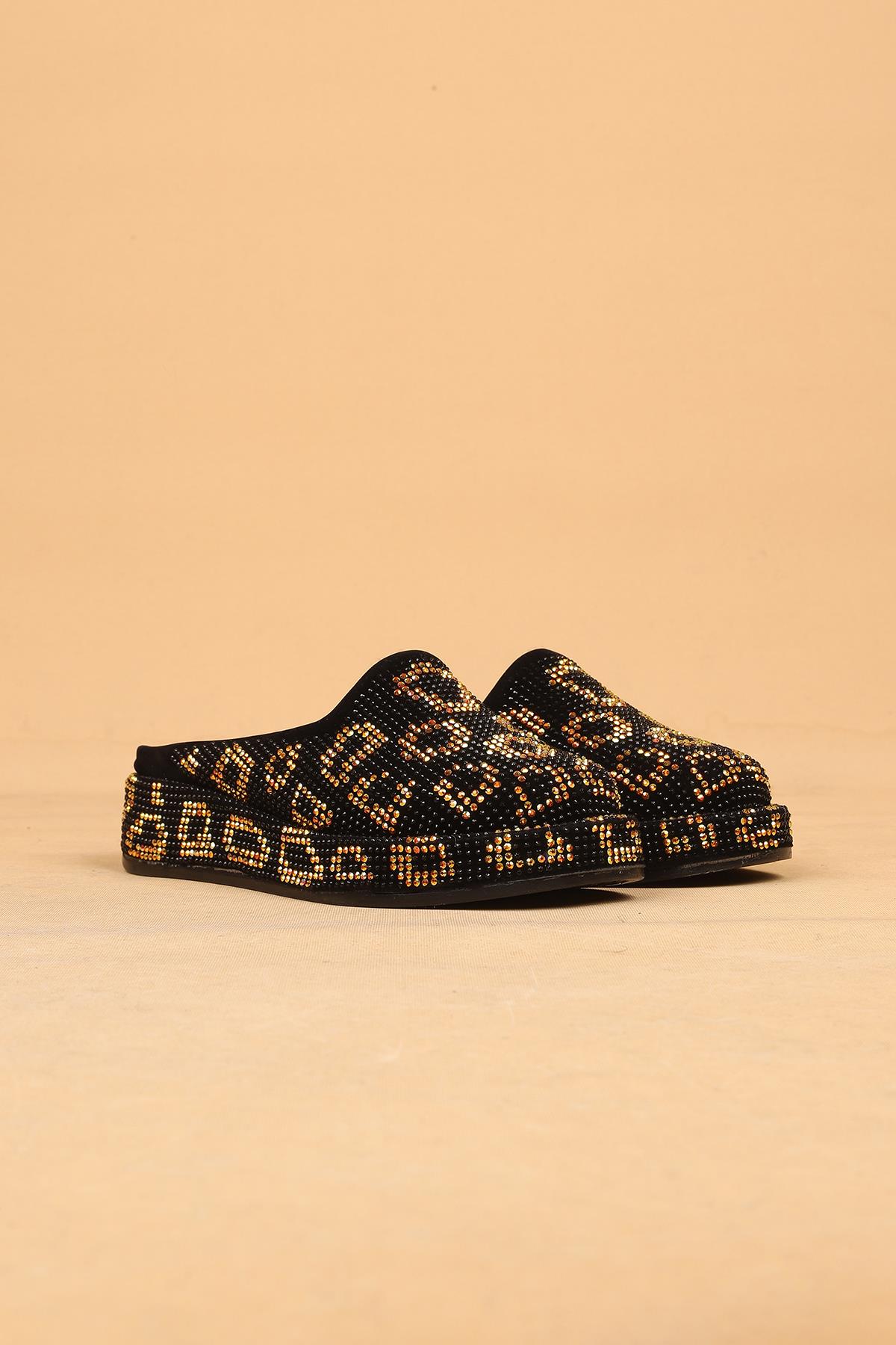 Revan Desenli Taşlı Ortopedik Kadın Terlik